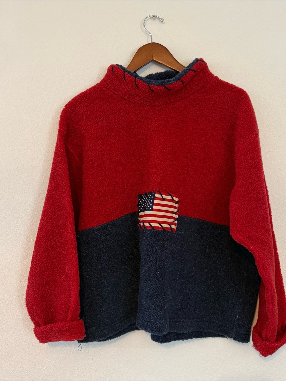 Vintage 90s Fleece Pullover with Flag Patch